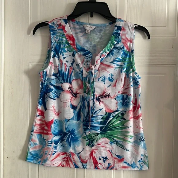 Coral Bay - Picture 1 of 2